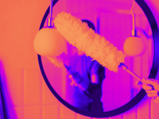 Wer räumt auf? Warum der Haushalt viele Paare stresst