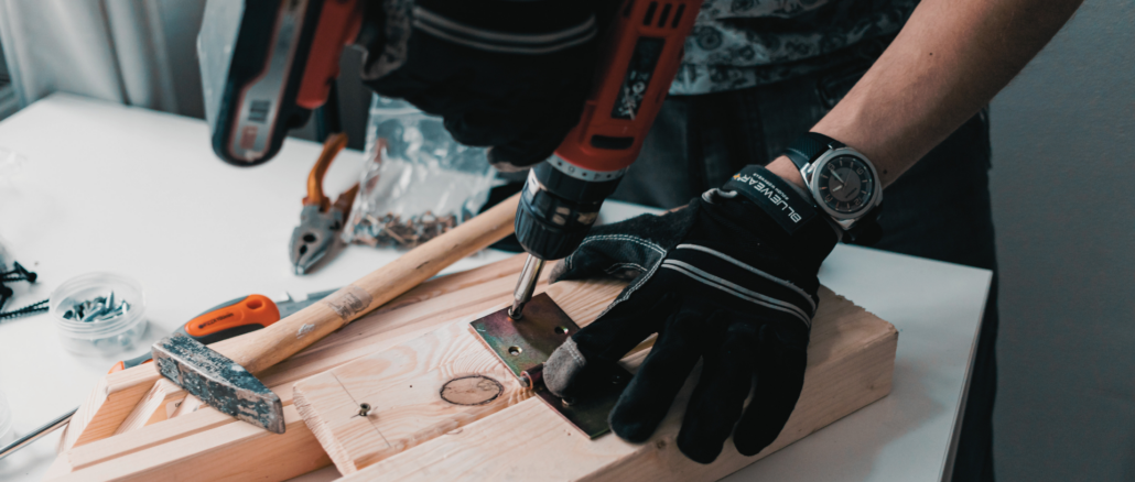 Günstigerprüfung bei BU: Sparpotenzial nach Jobwechsel